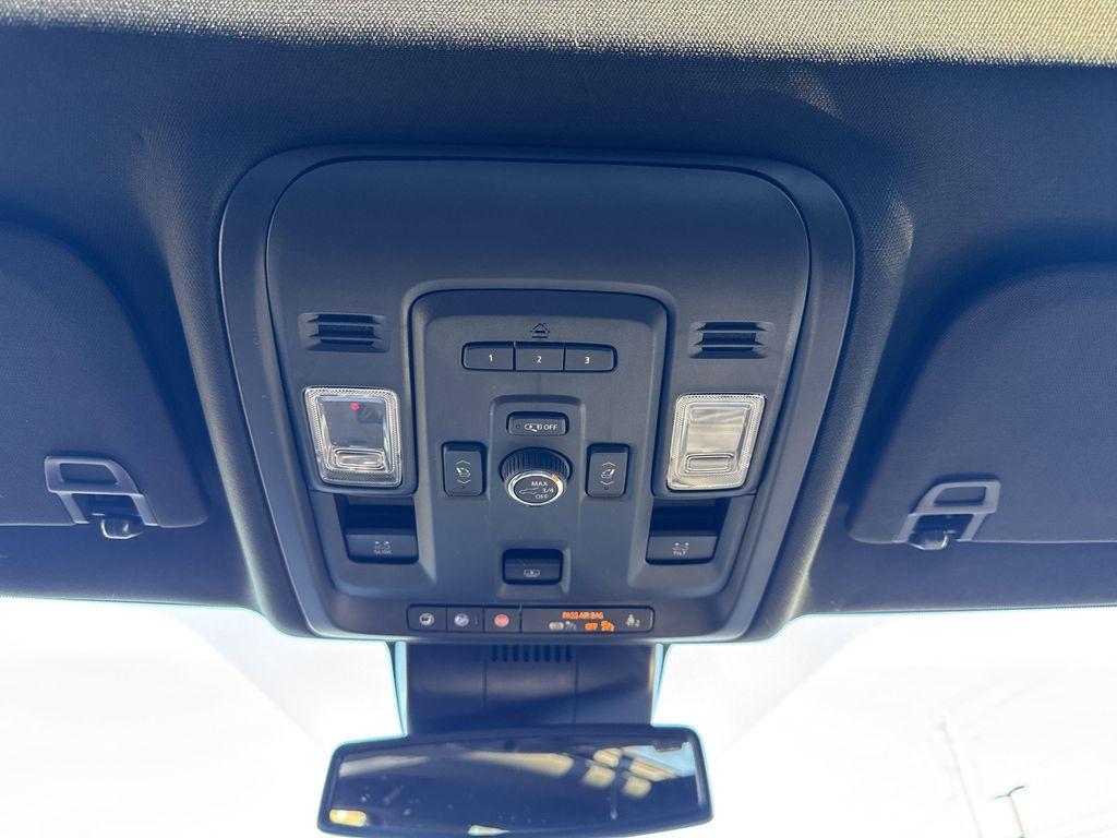 used 2023 GMC Yukon car, priced at $59,399