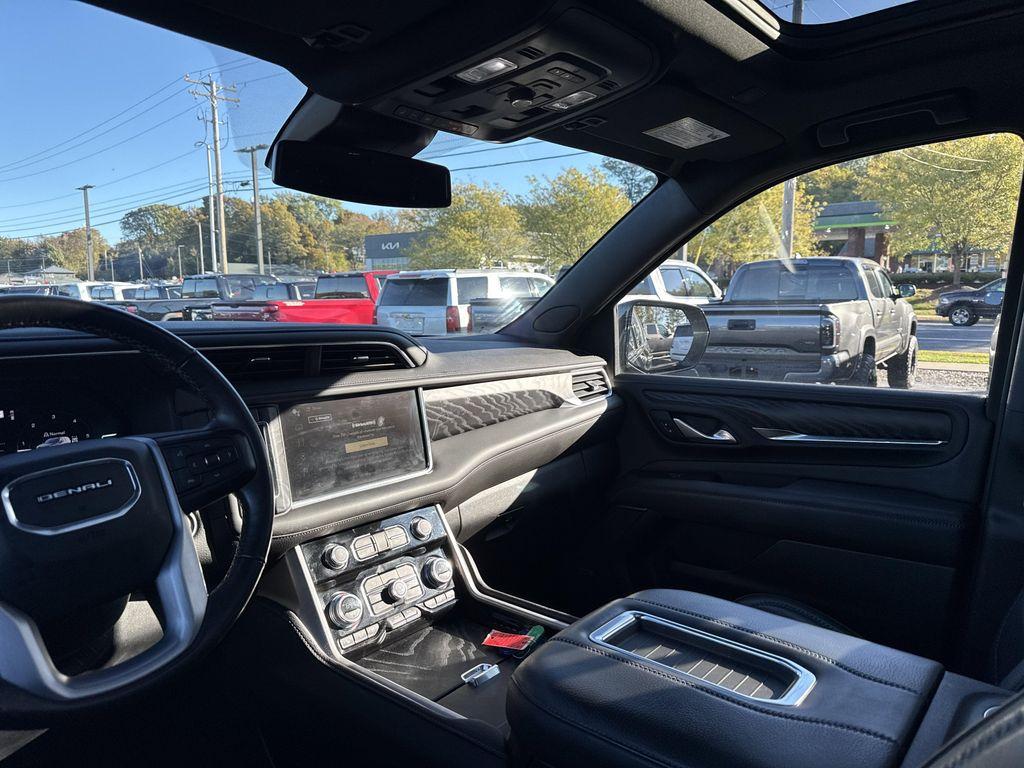 used 2023 GMC Yukon car, priced at $59,399