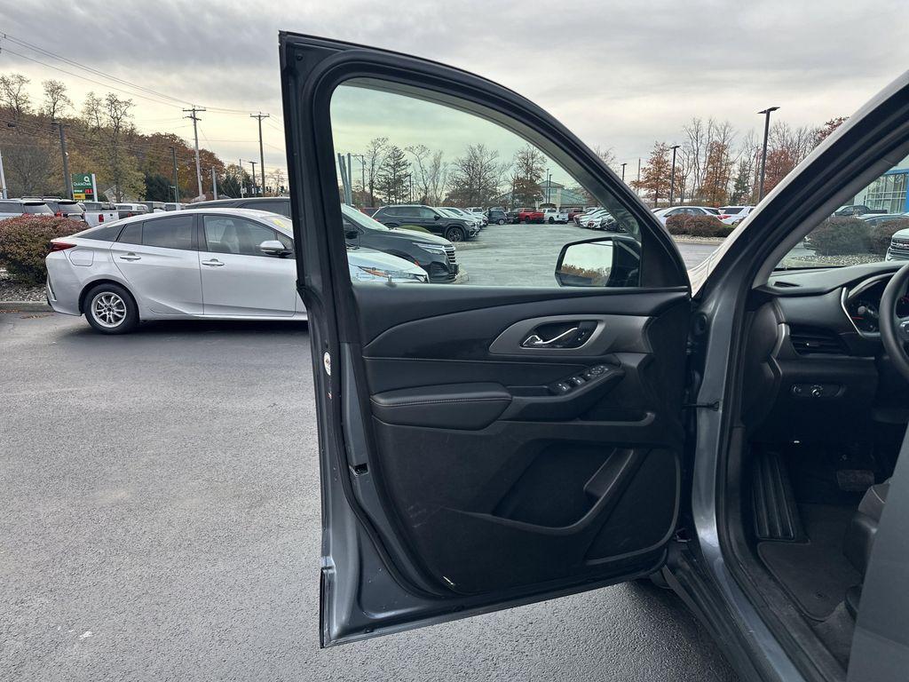 used 2019 Chevrolet Traverse car, priced at $16,749