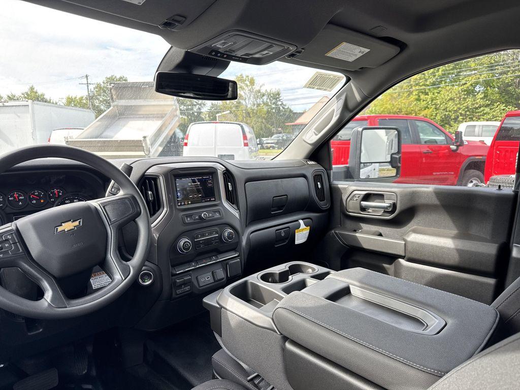new 2025 Chevrolet Silverado 3500 car, priced at $83,768