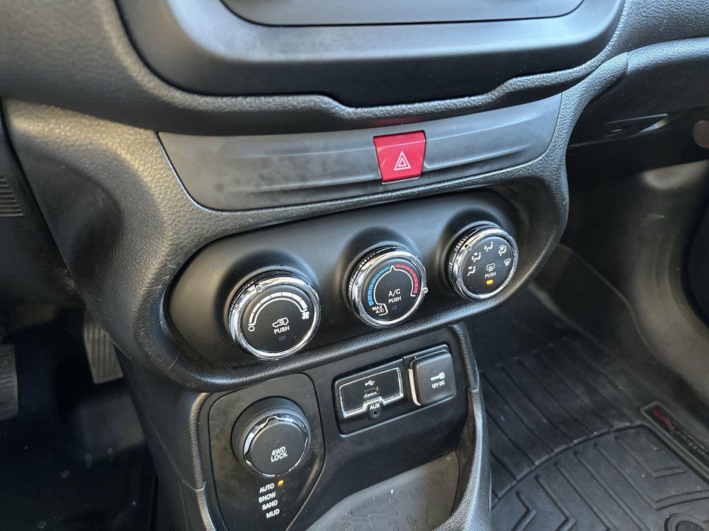 used 2016 Jeep Renegade car, priced at $7,899