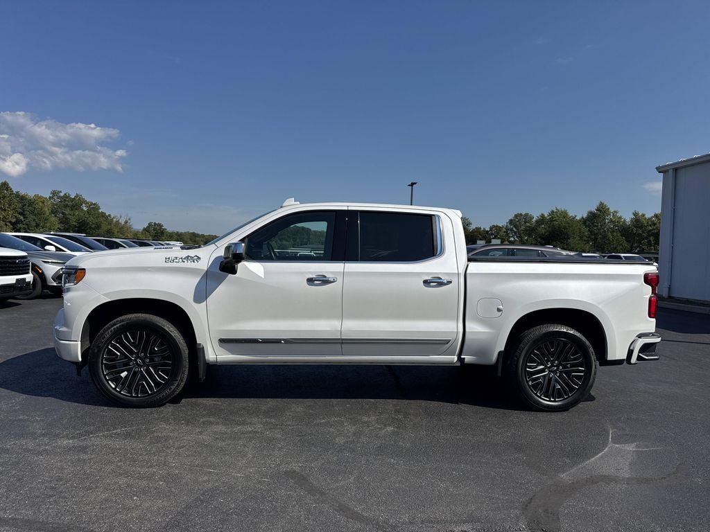 used 2022 Chevrolet Silverado 1500 car, priced at $43,999