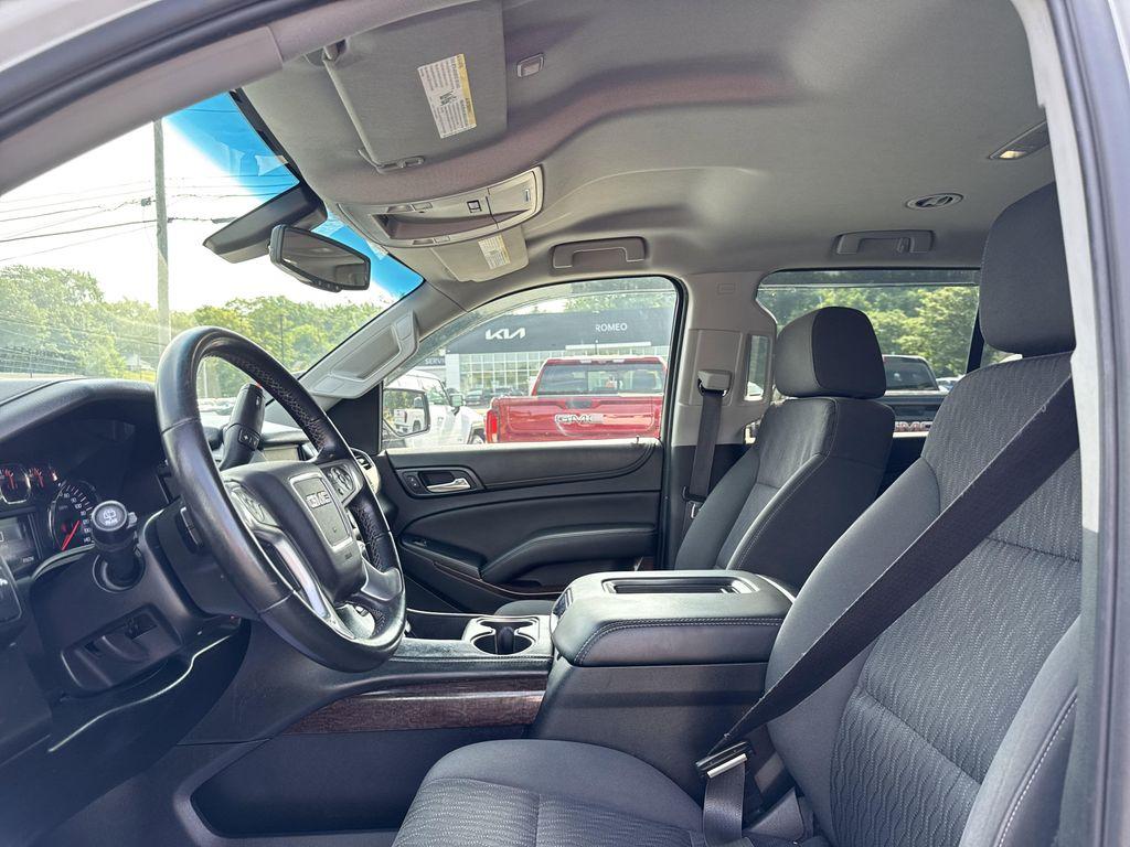 used 2015 GMC Yukon car, priced at $19,498
