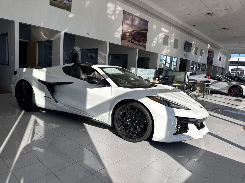 new 2025 Chevrolet Corvette car