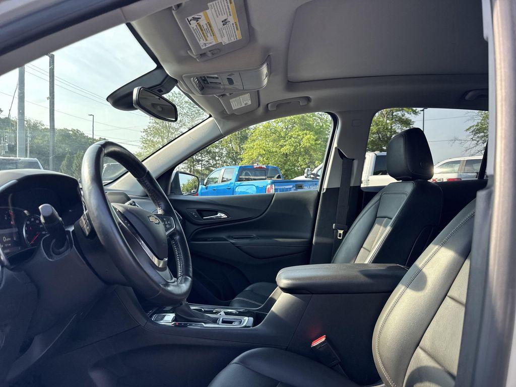 used 2022 Chevrolet Equinox car, priced at $21,499
