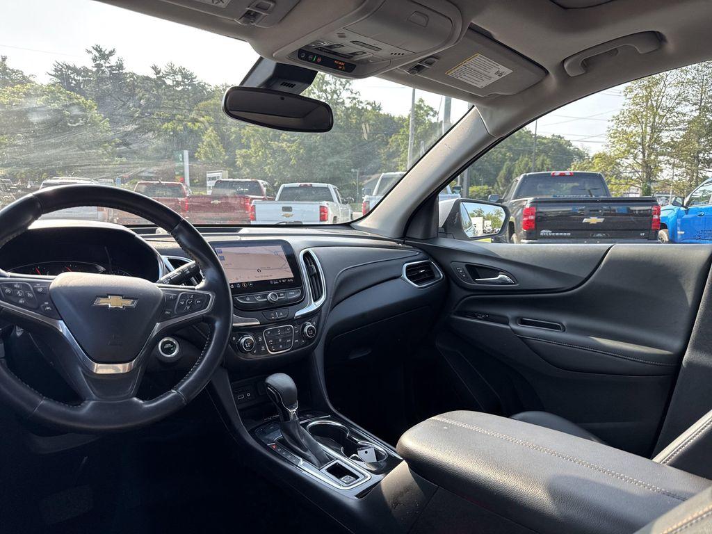 used 2022 Chevrolet Equinox car, priced at $21,499