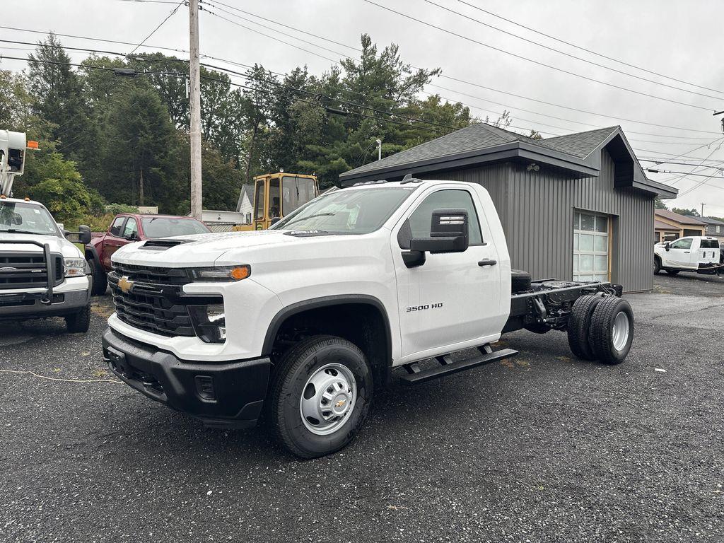 new 2025 Chevrolet Silverado 3500 car, priced at $51,848