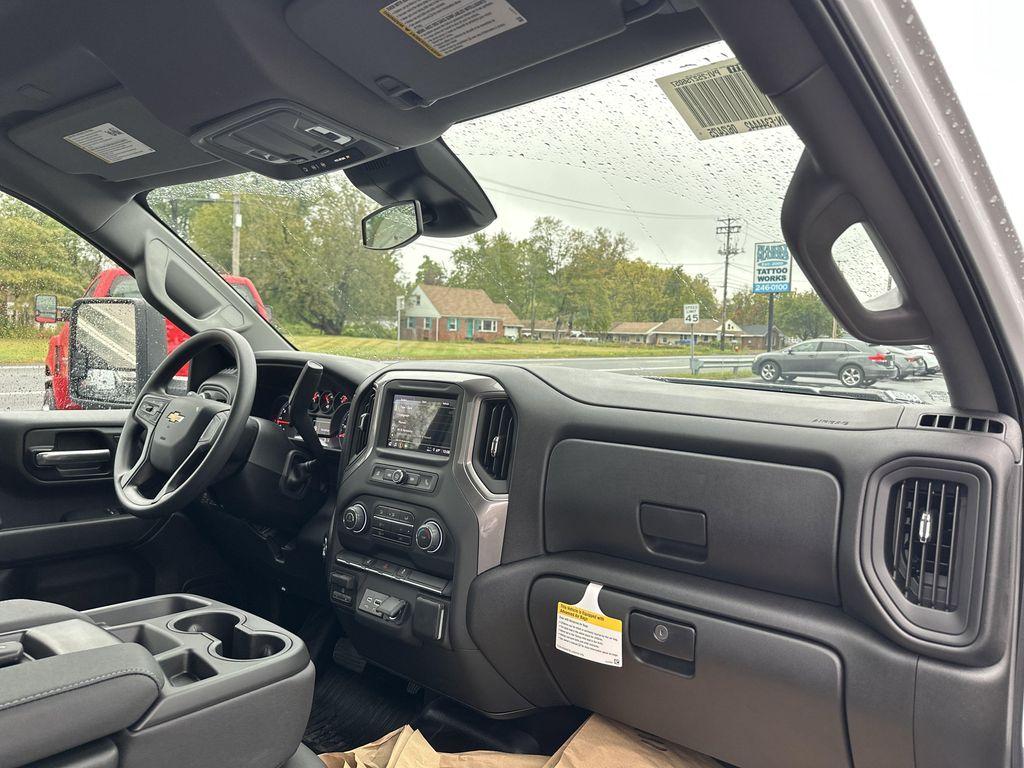 new 2025 Chevrolet Silverado 3500 car, priced at $51,848