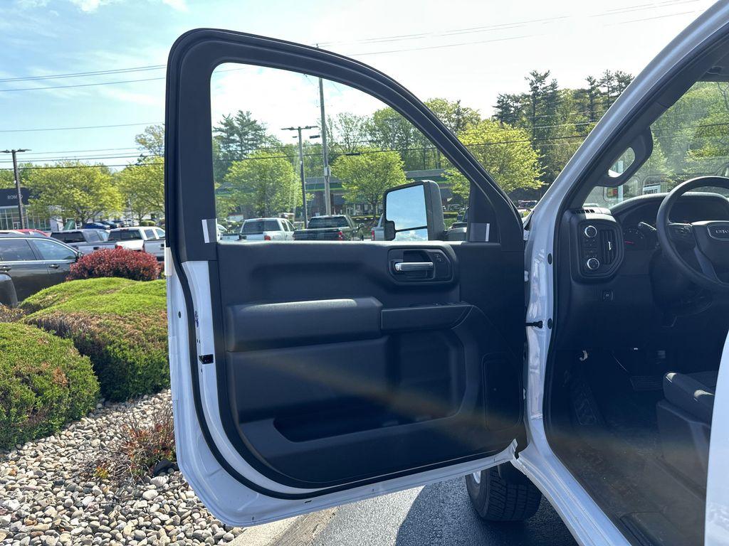 new 2025 GMC Sierra 2500 car, priced at $59,870