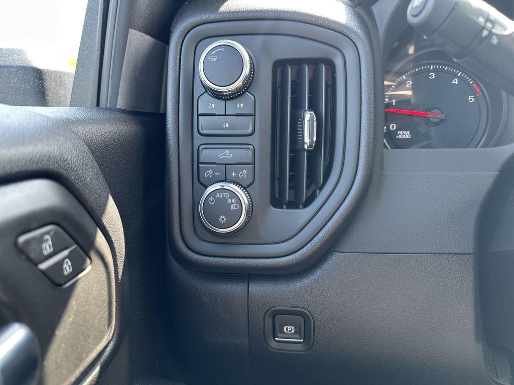 new 2025 GMC Sierra 2500 car, priced at $59,870