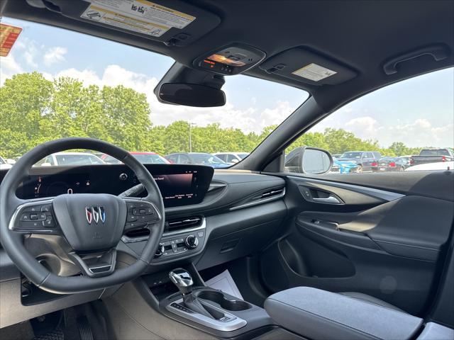 new 2025 Buick Envista car, priced at $27,025