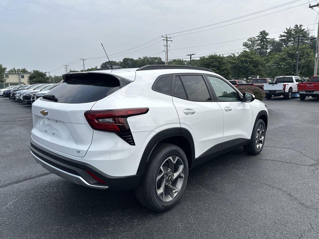 new 2025 Chevrolet Trax car, priced at $24,899