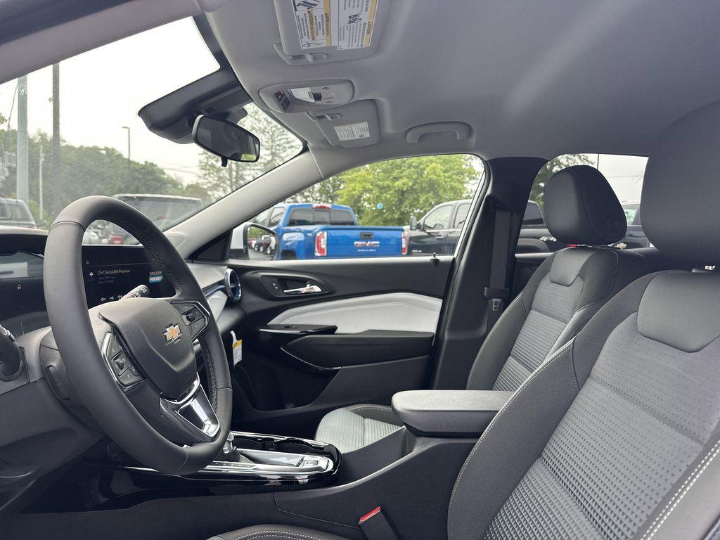 new 2025 Chevrolet Trax car, priced at $24,899