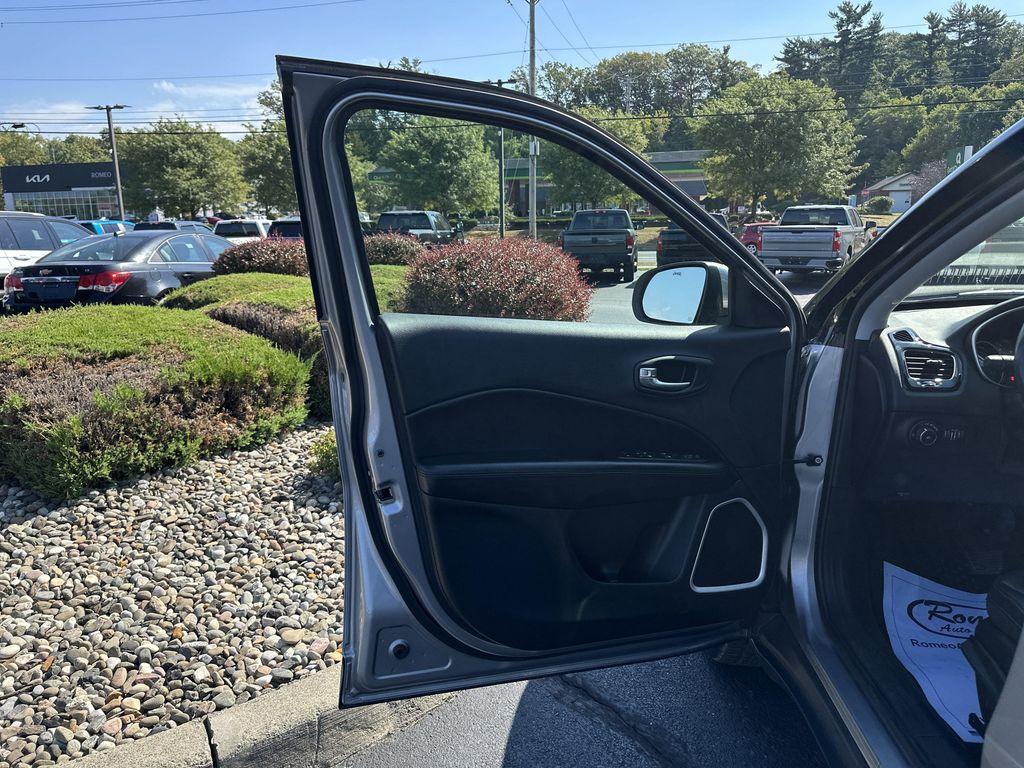 used 2019 Jeep Compass car, priced at $12,999