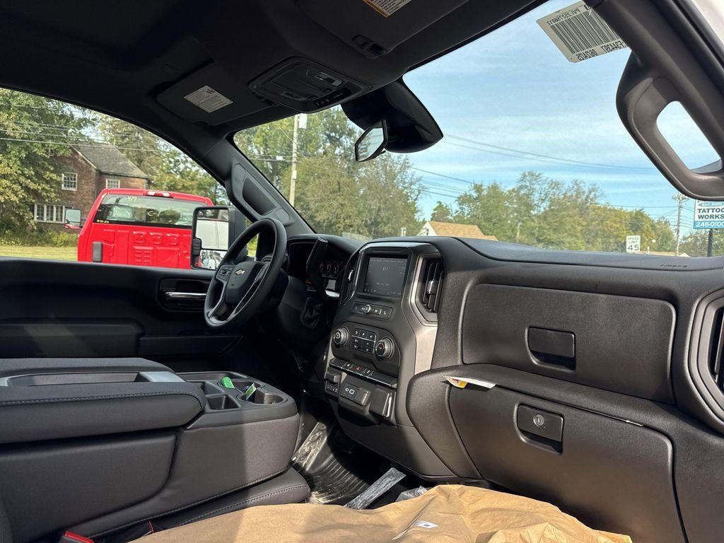new 2025 Chevrolet Silverado 3500 car, priced at $51,848