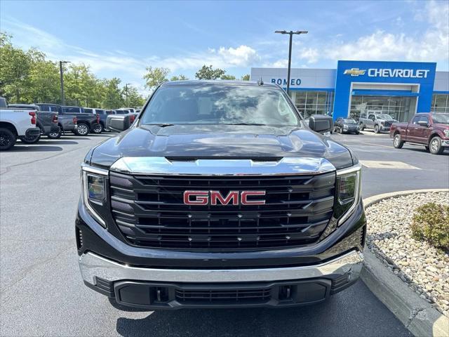 new 2024 GMC Sierra 1500 car, priced at $42,305