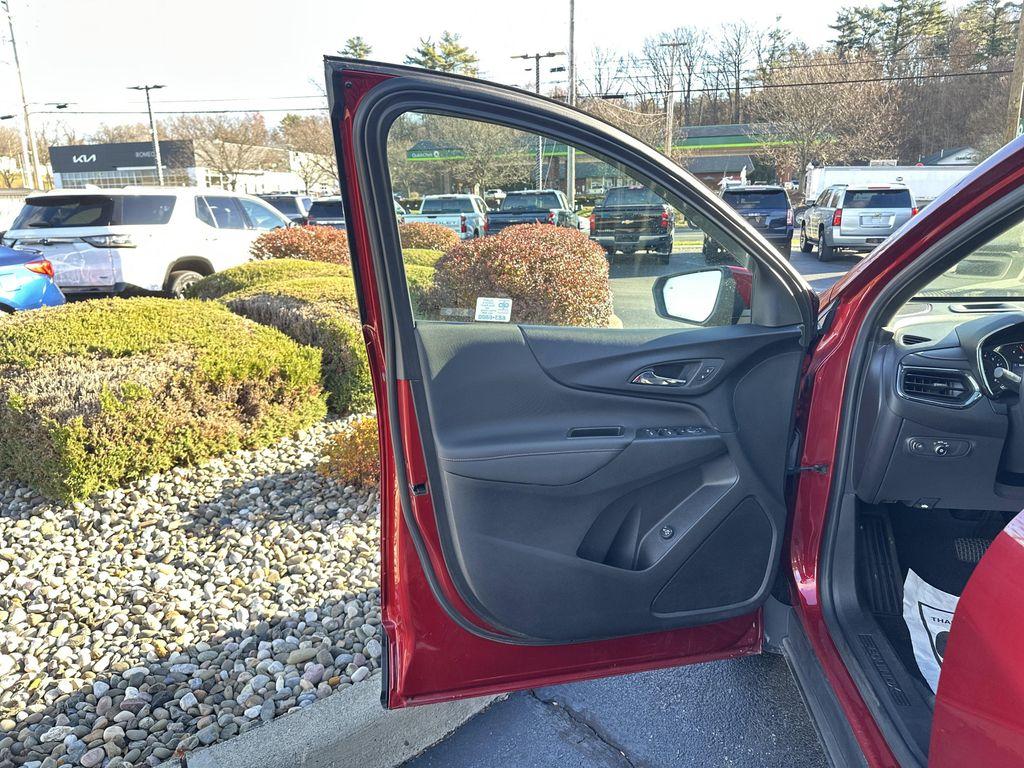 used 2022 Chevrolet Equinox car, priced at $19,599