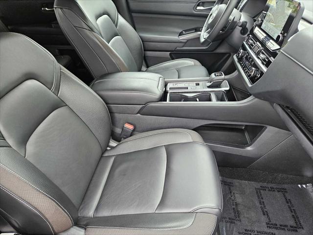 used 2022 Nissan Pathfinder car, priced at $25,935