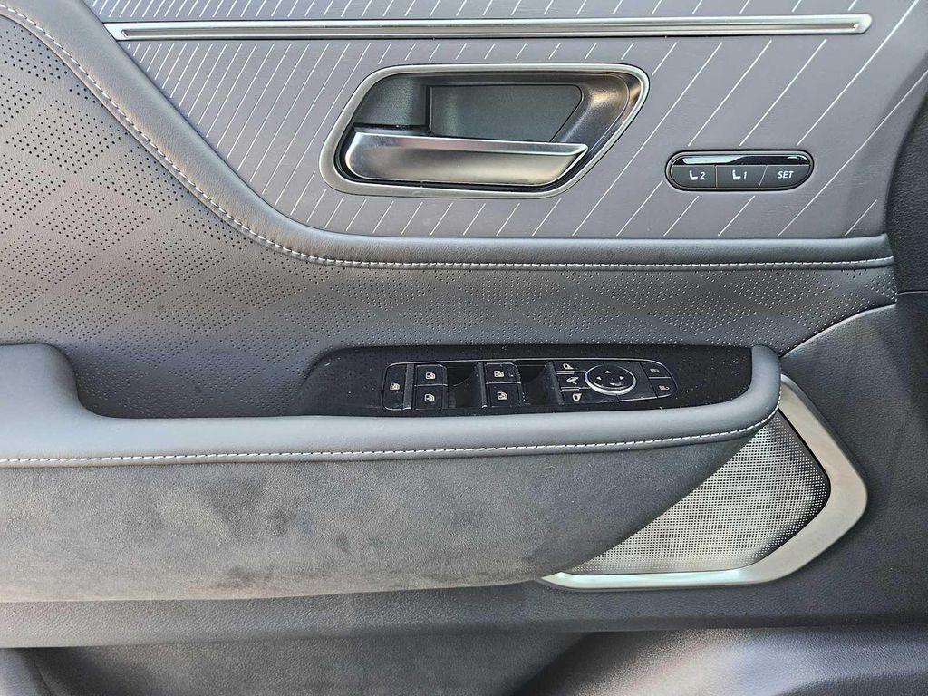 new 2026 INFINITI QX80 car, priced at $115,655