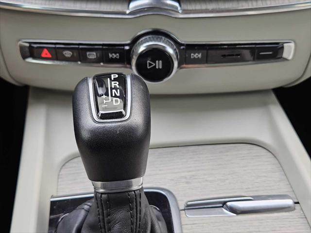used 2021 Volvo XC60 car, priced at $24,999