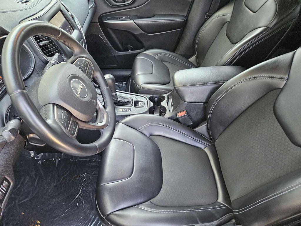 used 2019 Jeep Cherokee car, priced at $12,297