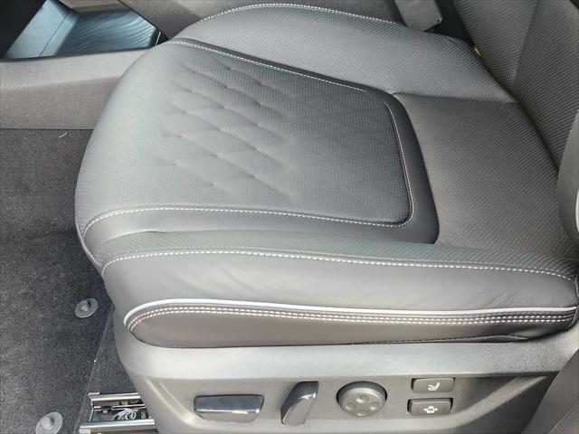new 2025 INFINITI QX80 car, priced at $123,585