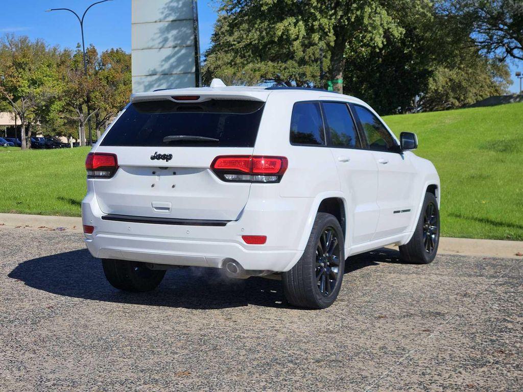 used 2017 Jeep Grand Cherokee car, priced at $11,499