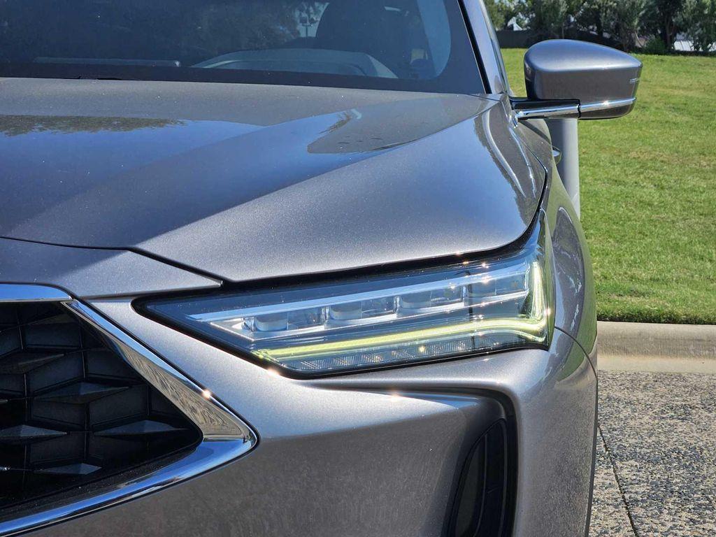used 2022 Acura MDX car, priced at $27,993