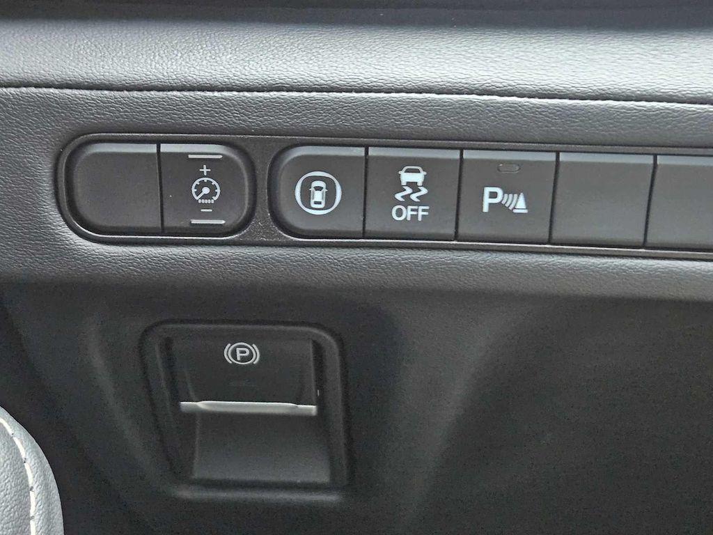 used 2022 Acura MDX car, priced at $27,993