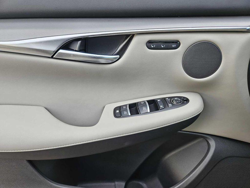new 2025 INFINITI QX50 car, priced at $48,370