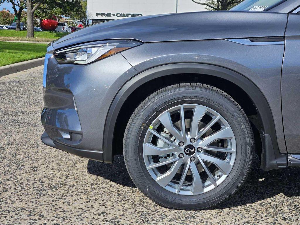 new 2025 INFINITI QX50 car, priced at $48,370