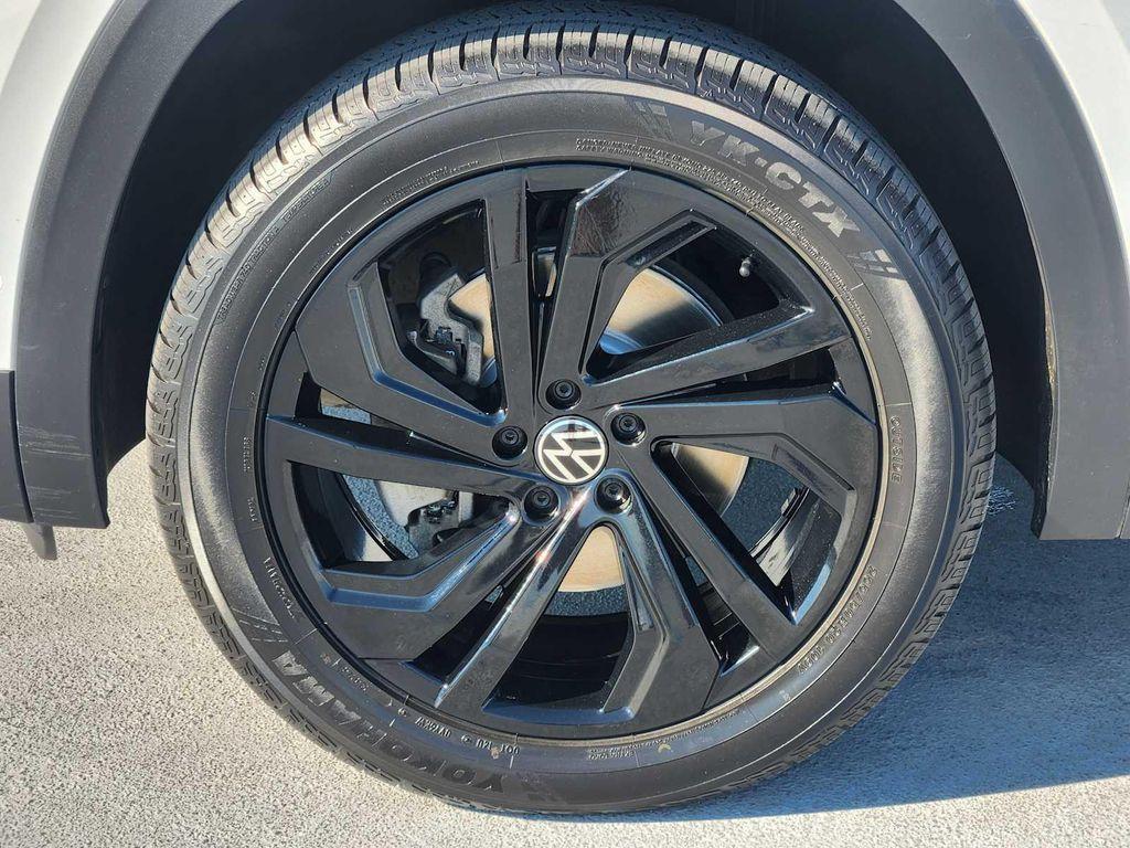 used 2021 Volkswagen Atlas car, priced at $28,999
