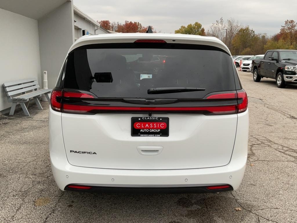 new 2026 Chrysler Pacifica car, priced at $43,790