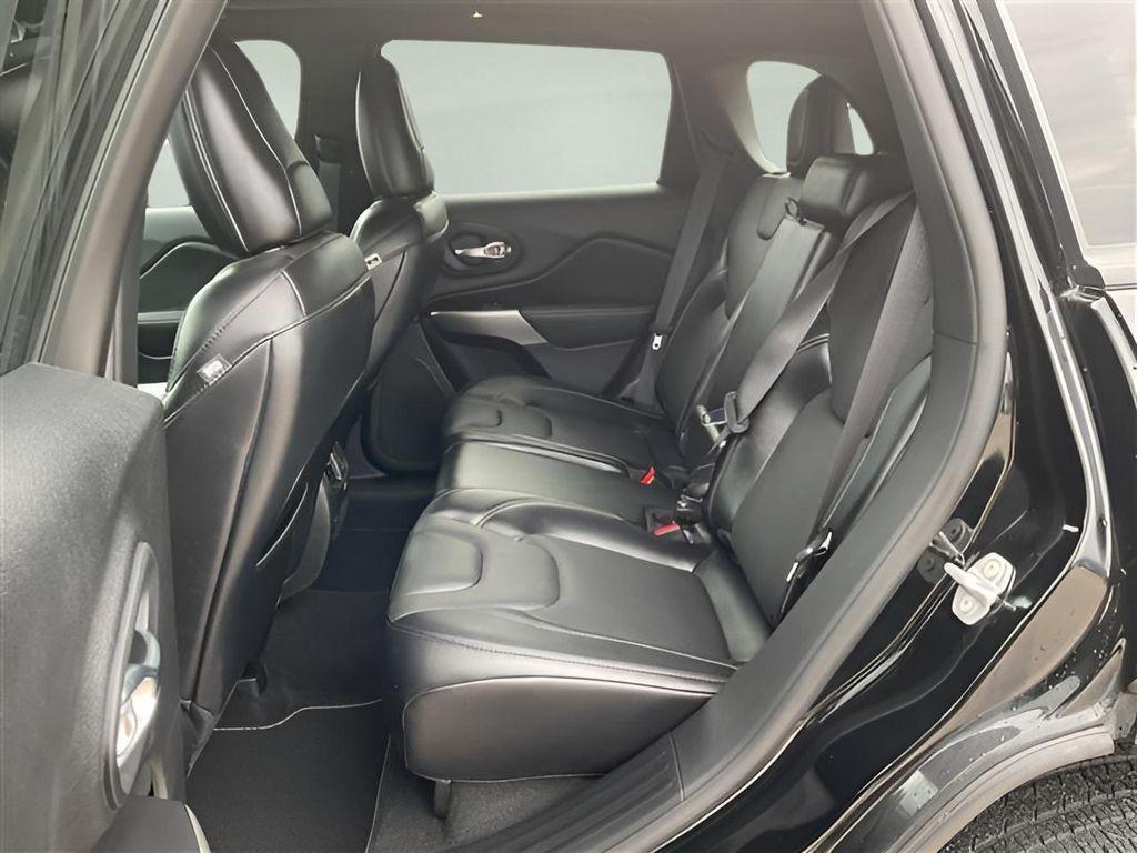 used 2021 Jeep Cherokee car, priced at $25,499