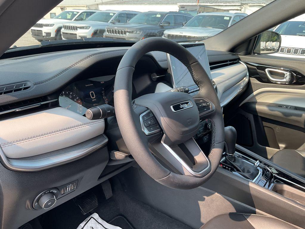 new 2025 Jeep Compass car, priced at $34,435