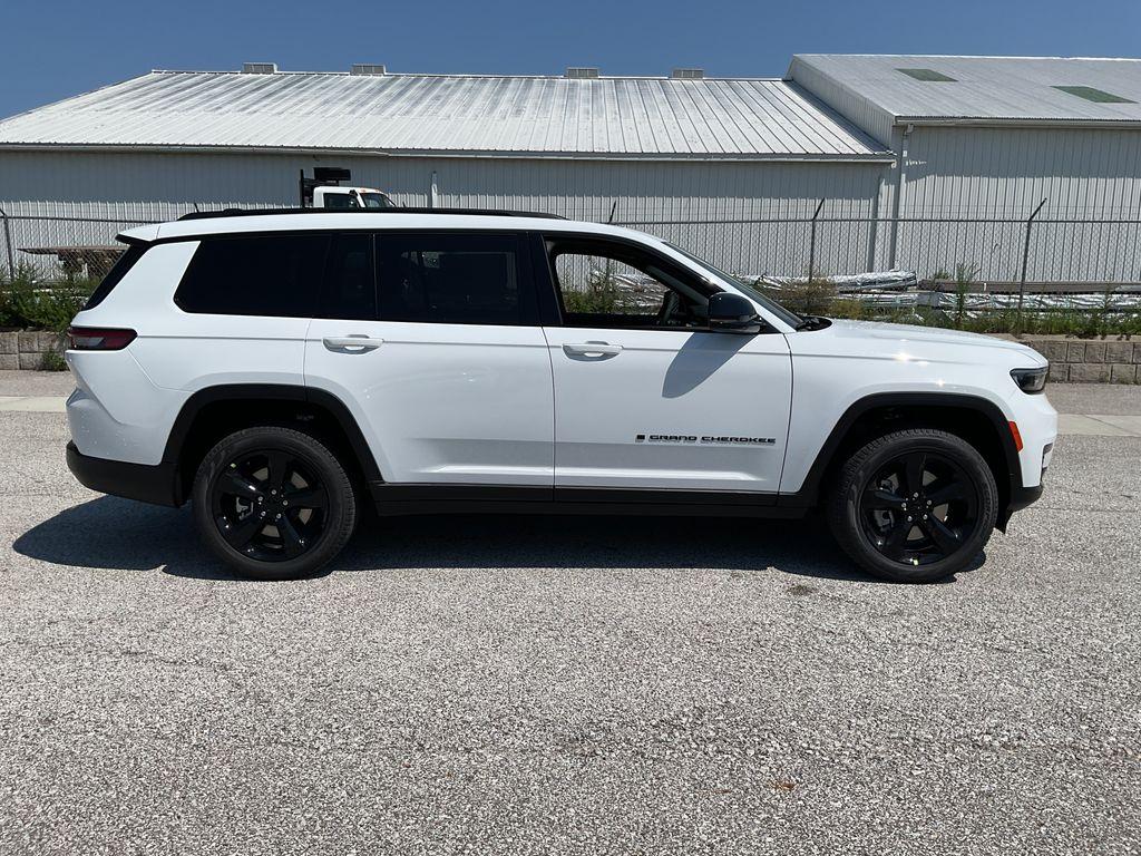 new 2025 Jeep Grand Cherokee L car, priced at $51,905