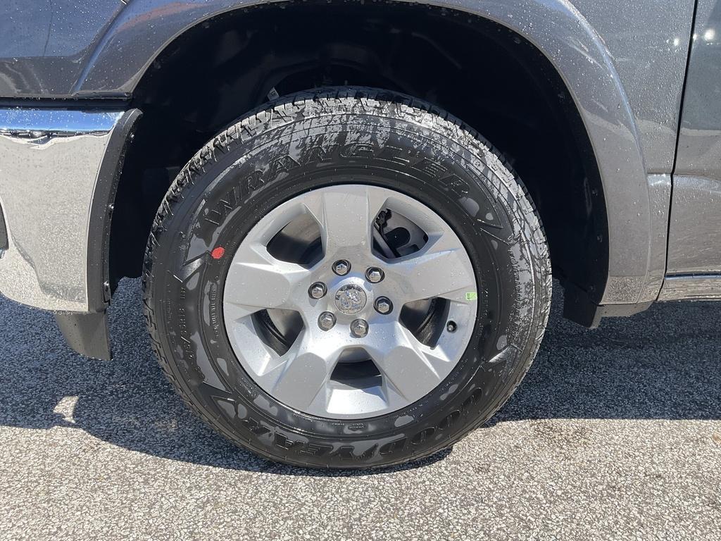 new 2025 Ram 1500 car, priced at $52,679