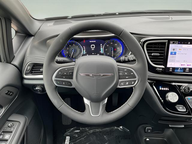 new 2025 Chrysler Pacifica car, priced at $44,940