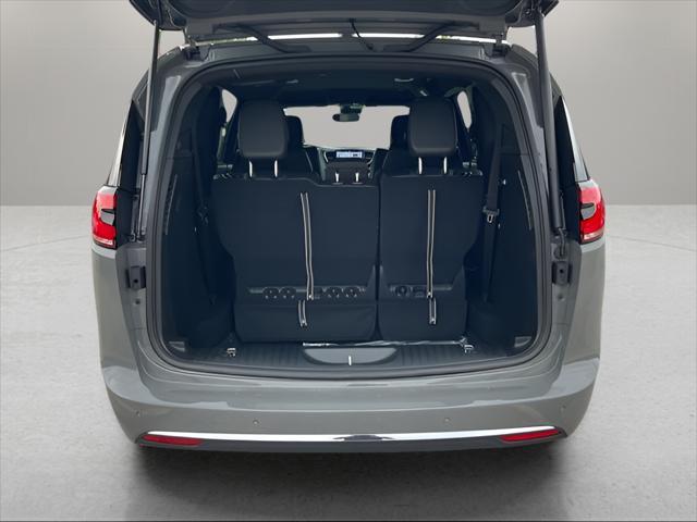 new 2025 Chrysler Pacifica car, priced at $44,940