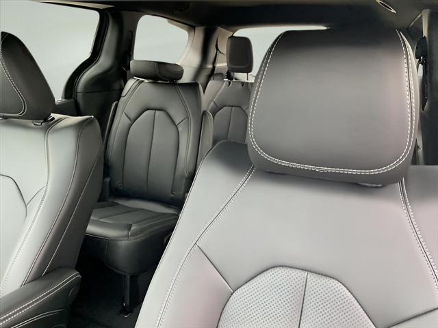 new 2025 Chrysler Pacifica car, priced at $44,940