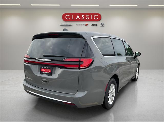 new 2025 Chrysler Pacifica car, priced at $44,940