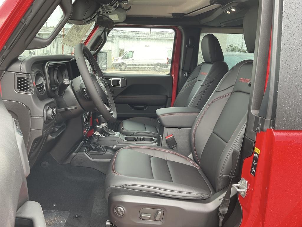 new 2025 Jeep Wrangler car, priced at $58,813