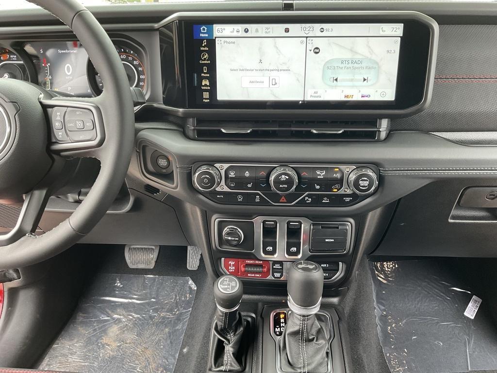 new 2025 Jeep Wrangler car, priced at $58,813