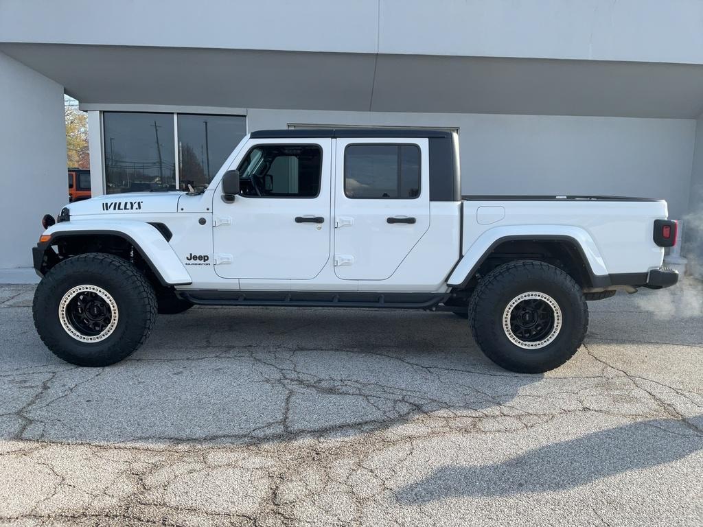 used 2022 Jeep Gladiator car, priced at $31,995