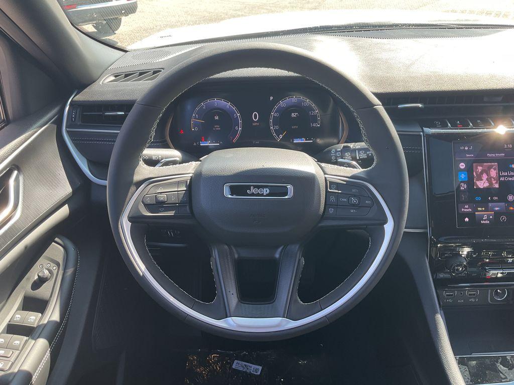 new 2025 Jeep Grand Cherokee L car, priced at $44,604