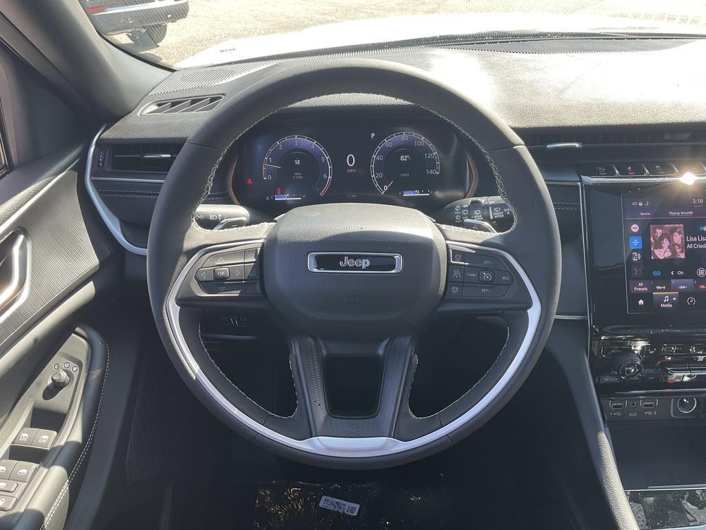 new 2025 Jeep Grand Cherokee L car, priced at $42,104