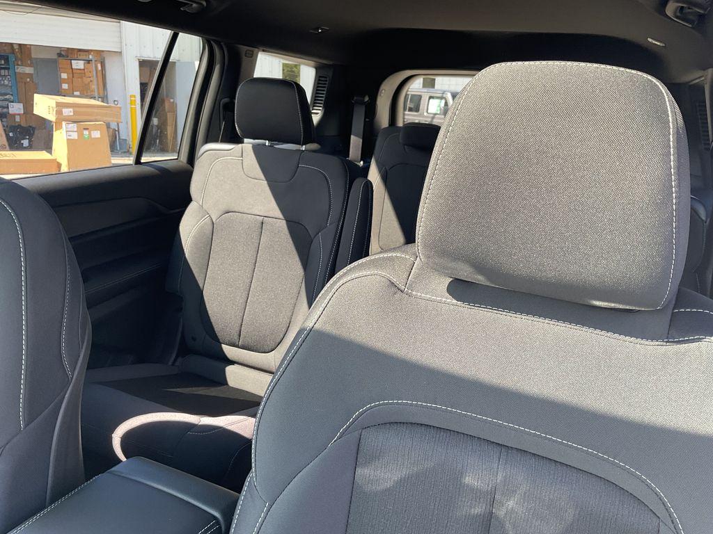 new 2025 Jeep Grand Cherokee L car, priced at $44,604