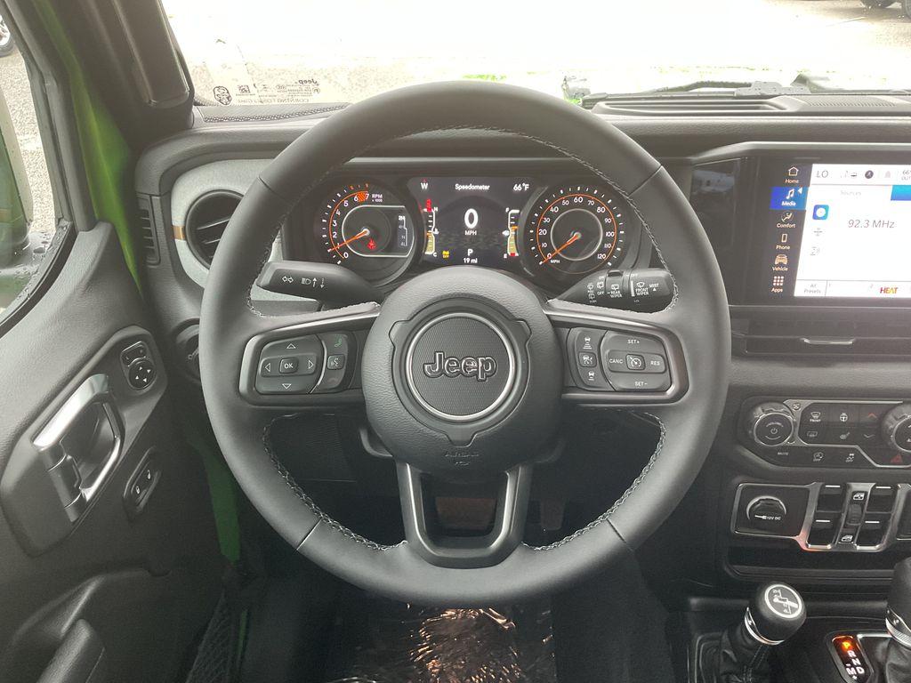 new 2025 Jeep Wrangler car, priced at $48,192