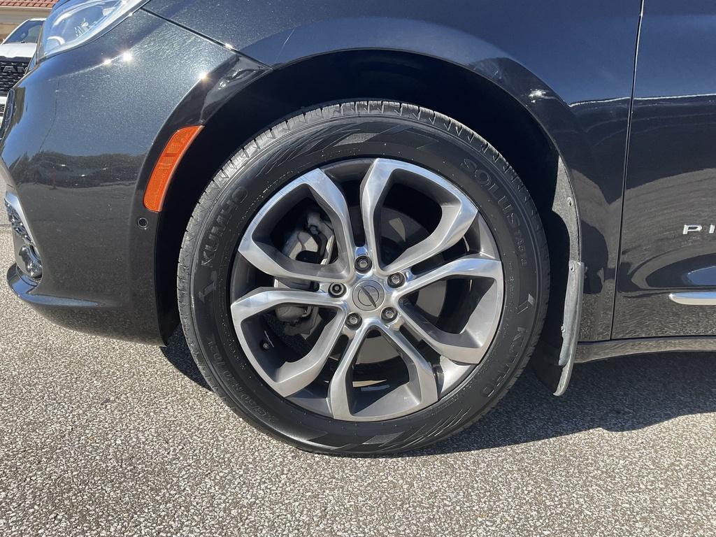 used 2021 Chrysler Pacifica car, priced at $29,990