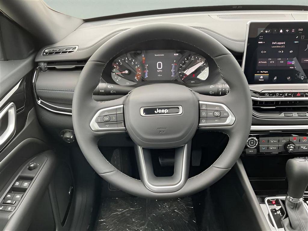 new 2025 Jeep Compass car, priced at $40,105